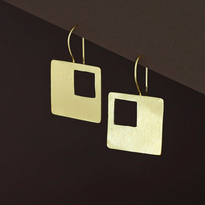 Golden Square Drop